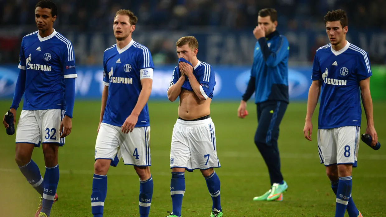 1:6 gegen Real - Nach dem Hinspiel schlichen die Schalke betrübt vom Platz