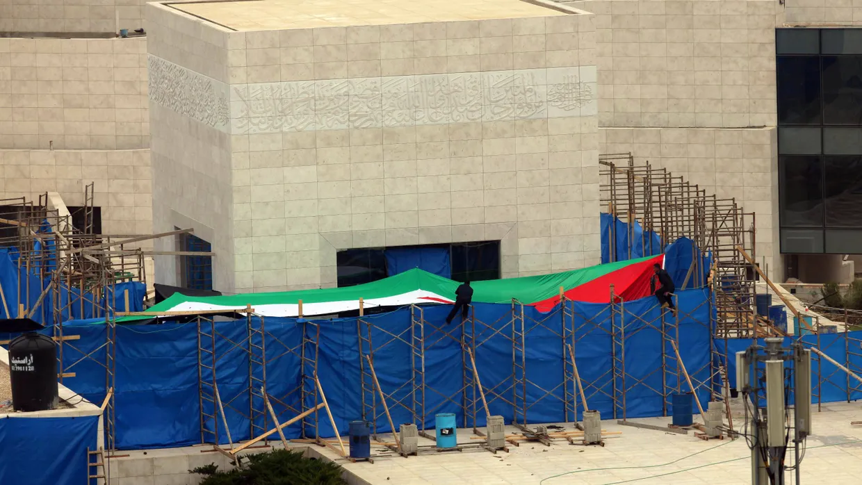 Das Arafat-Mausoleum am Tag der Exhumierung des früheren Palästinenserpräsidenten