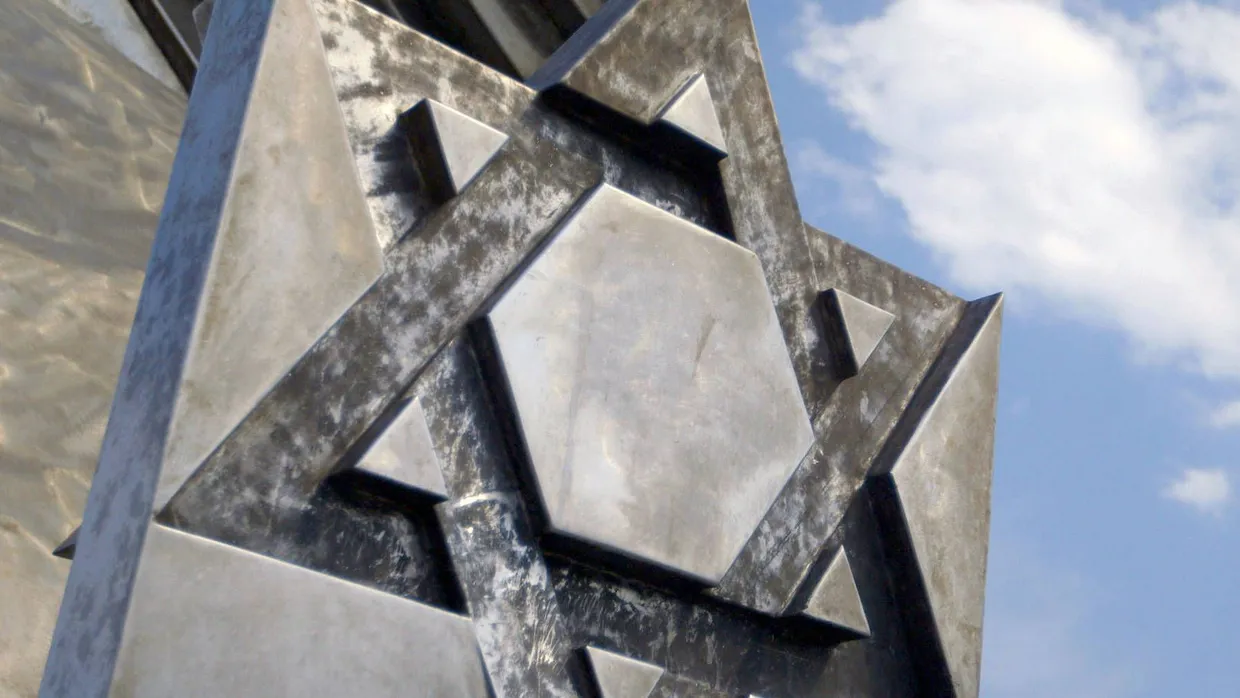 Mahnende Erinnerung an die deutsche Verantwortung: Das Denkmal für die ermordeten Juden Europas in Berlin.