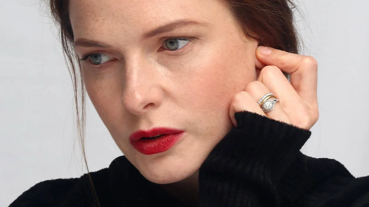 Foltert erst Kinder und isst danach mit ihnen Salami-Pizza am Set: Rebecca Ferguson, bekannt aus „Mission Impossible“, spielt jetzt in einem Horrorfilm mit.