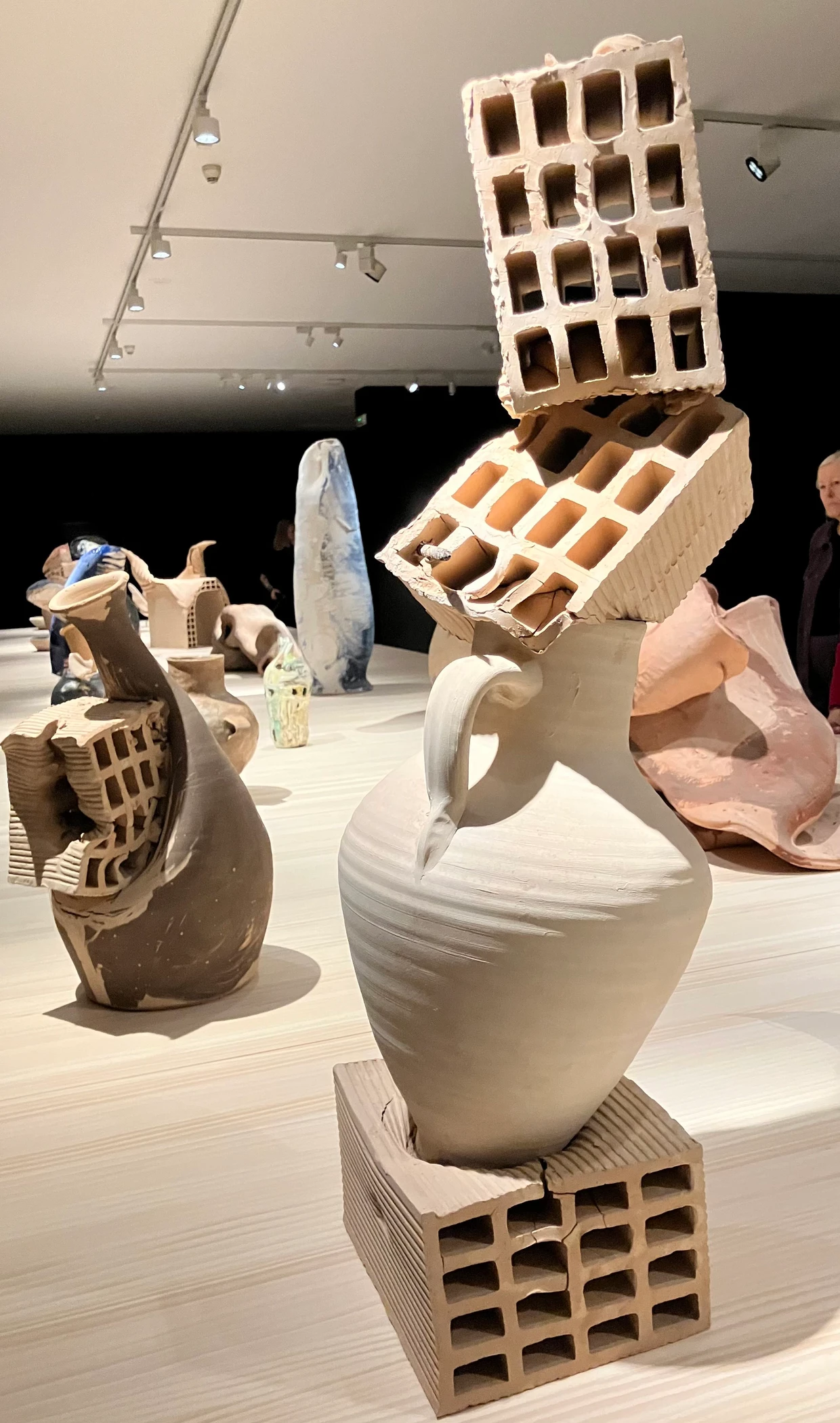 With Miquel Barceló, hollow blocks flow surreally like Dalí's clocks and merge with classic vessels.