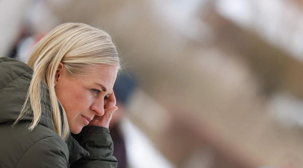 Die finnische Außenministerin Elina Valtonen war in Seeon zu Gast bei einer Partei, deren Führung sich auch in militärstrategischen Fragen durch einen robusten Primat der Innenpolitik leiten lässt.