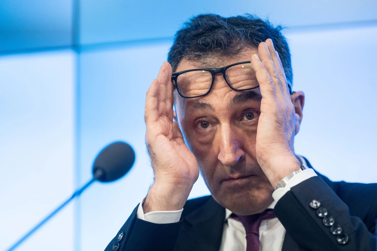 Cem Özdemir bekam Beinfreiheit. Ist das das Erfolgsrezept?