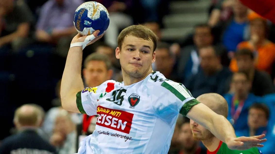 Wenn die Jungen die Schwächen der Stars kaschieren: Paul Drux beim Wurf