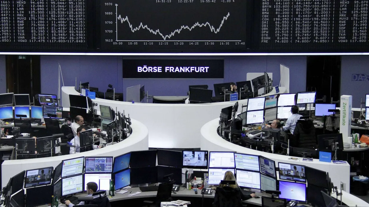 Am deutschen Aktienmarkt herrscht nach wie vor Unsicherheit - auch wenn auf diesem Bild die Dax-Kurslinie nach oben geht.