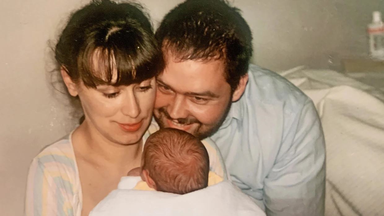 Michael und Beate Kreuter als frischgebackene Eltern in den Neunziger Jahren.