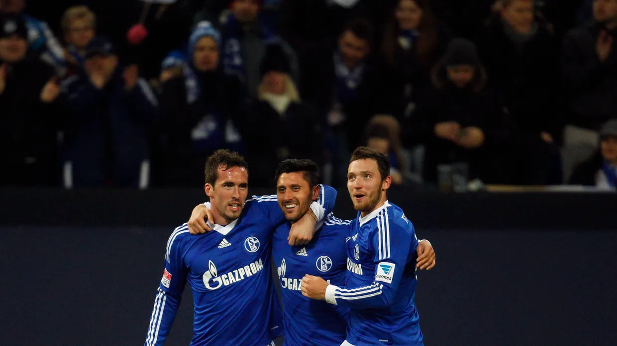 Strahlende Schalker: Königsblau gewinnt zum Rückrundenstart torreich