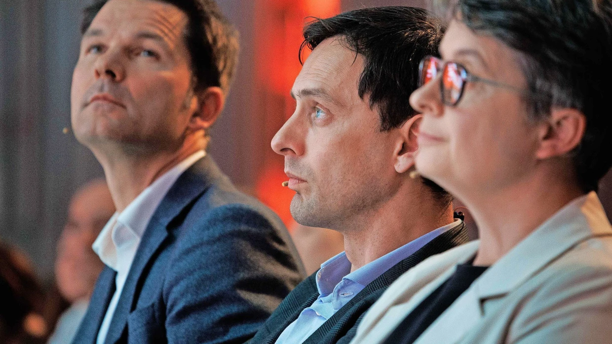 Steffen Krach, Martin Hikel und Nicola Böcker-Giannini im September in Berlin