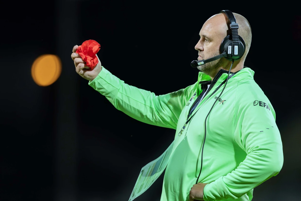 War nicht immer mit den Entscheidungen der Schiedsrichter einverstanden: Frankfurt-Galaxy-Cheftrainer Thomas Kösling