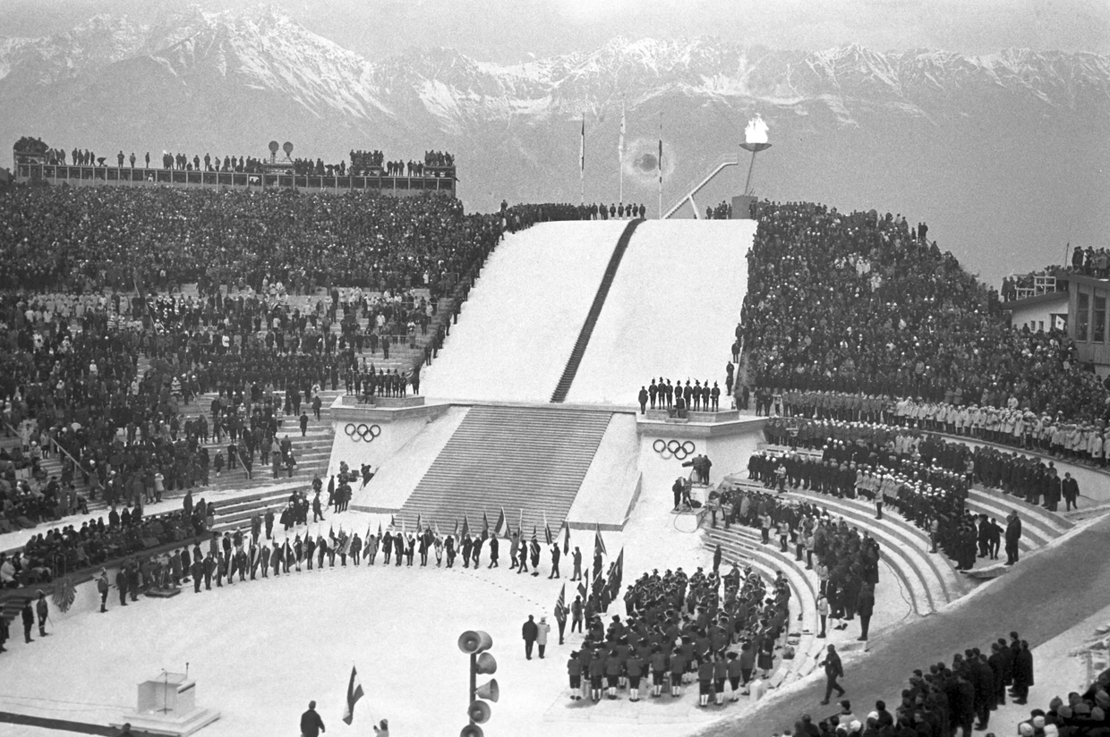 Eröffnung der Olympischen Winterspiele im Bergisel-Stadion in Innsbruck am 29. Januar 1964