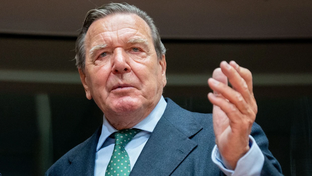 Altkanzler Schröder hat keinen Anspruch auf Büro und Mitarbeiter | FAZ