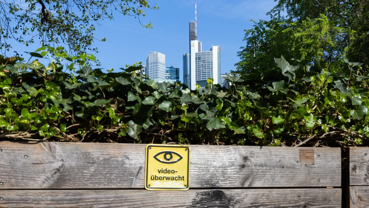 Die Banken mit Sitz in Frankfurt und andernorts werden streng überwacht, auch hinsichtlich ihrer Nachhaltigkeitsrisiken.
