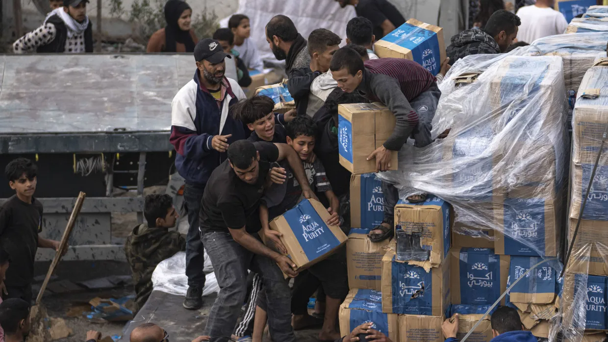 Laut den UN ist die Versorgungslage im Gazastreifen dramatisch – Großbritannien plant, die Bevölkerung auf dem Seeweg zu beliefern.