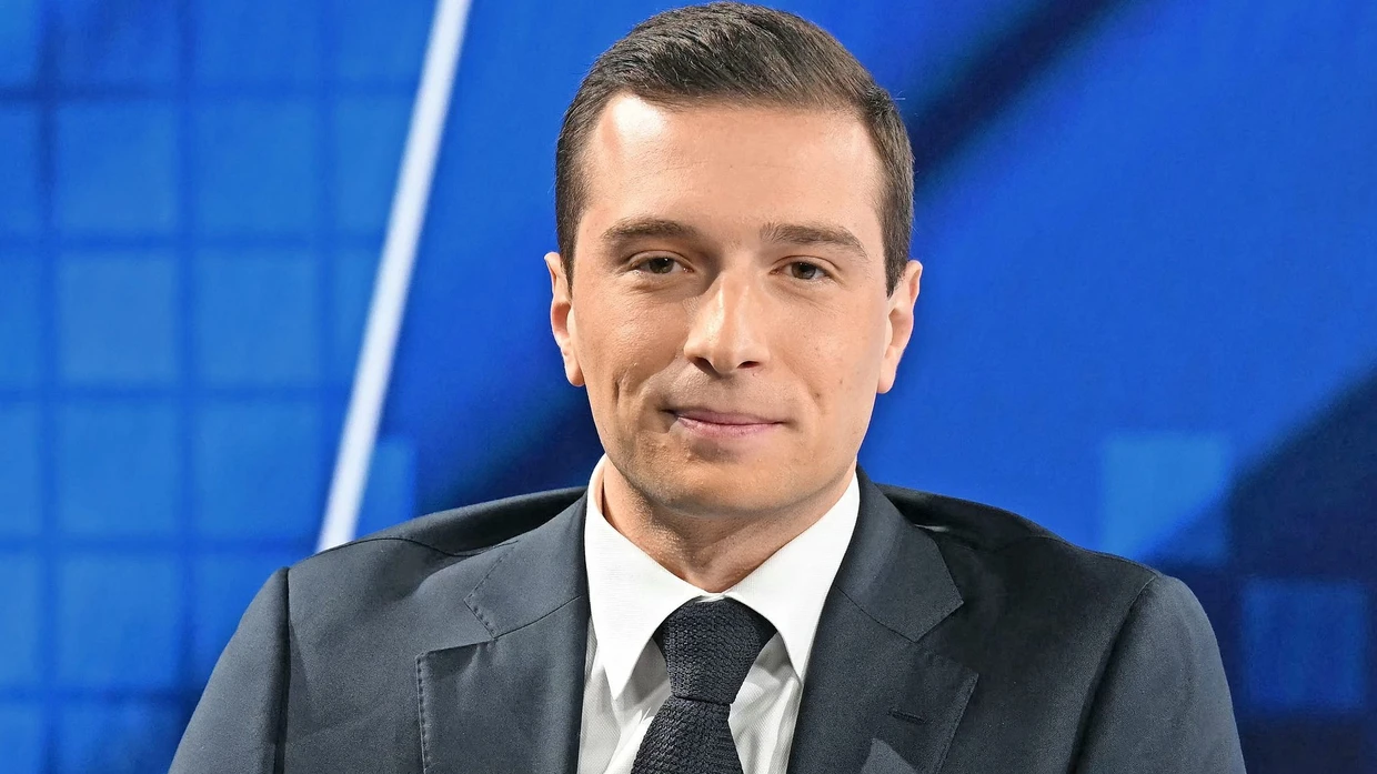 Marine Le Pens Wunderkind: Zweifel an Jordan Bardella nach TV-Duell | FAZ