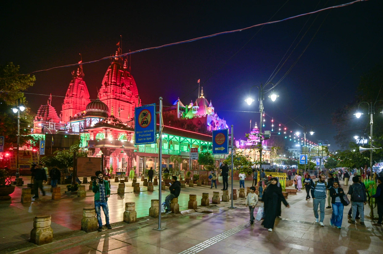 Gemeinsamkeit in einer indischen Innenstadt bei Festtagen: Besucher des diesjährigen Diwali-Festivals in Neu-Delhi