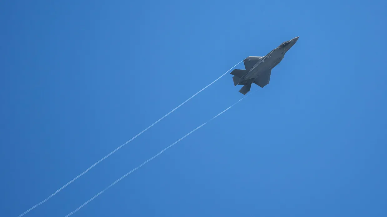 Löbliche Ausnahme: Das Kampfflugzeug F-35 hat die Bundeswehr von der Stange bestellt.