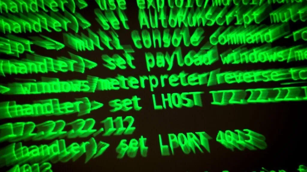 Die Bedrohungslage durch Cyberangriffe ist laut Bundesamt für Sicherheit in der Informationstechnik (BSI) weiter sehr kritisch.