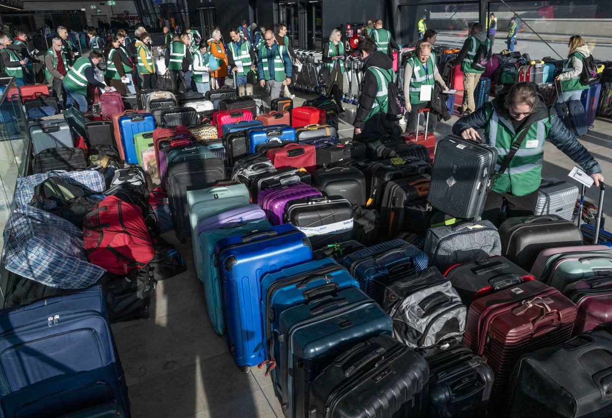 Gepäck gehört zum Reisen: Auch der Weg der Koffer wird im neuen Terminal geprobt.