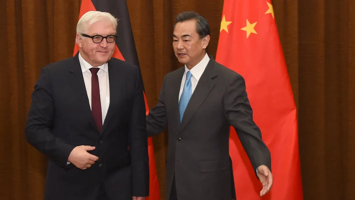 Vorlage nicht genutzt: Steinmeier mit Chinas Außenminister Wang Yi