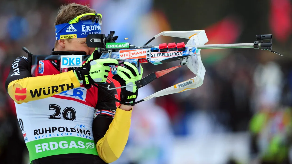 Ein Fehler zu viel: Andreas Birnbachers Hoffnung löst sich mit der entscheidenden Patrone in Rauch auf
