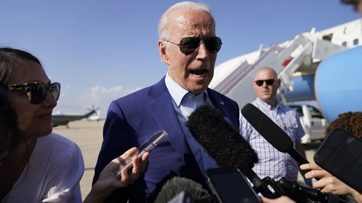 Nach dem Scheitern eines Klima- und Wirtschaftspakets im US-Senat hat Präsident Joe Biden neue Maßnahmen im Kampf gegen den Klimawandel angekündigt.