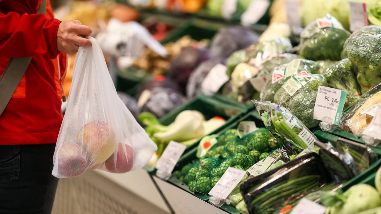 Das Einkaufen im Supermarkt gehört für die meisten Deutschen mehrmals wöchentlich zum Alltagsprogramm.