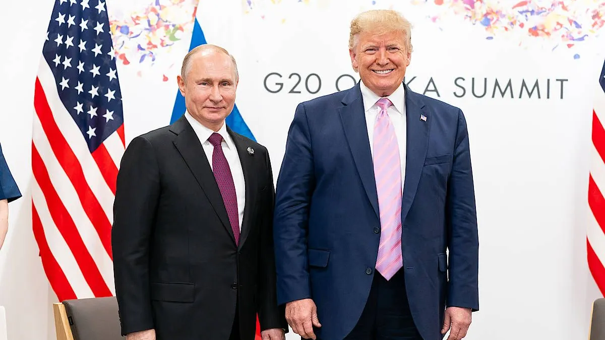 Donald Trump und Wladimir Putin während eines bilateralen Treffens beim G20-Gipfel in Osaka 2019