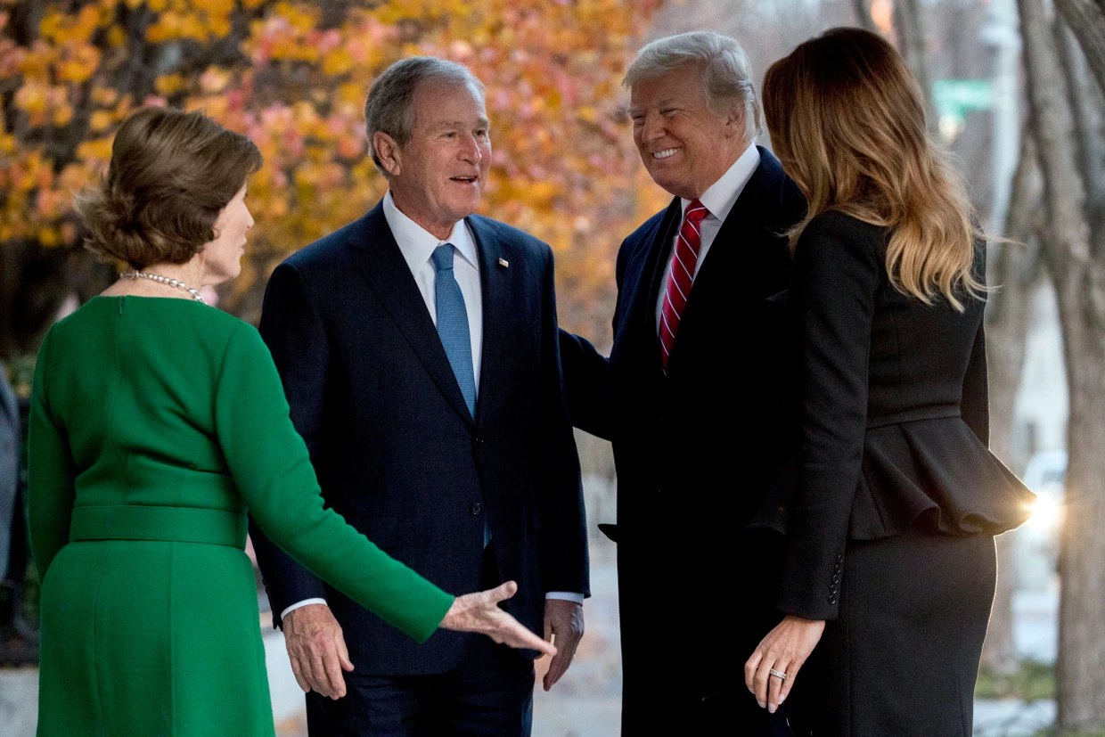 Donald Trump und Melania Trump beim Treffen mit dem ehemaligen US-Präsidenten George Bush und Laura Bush 2018