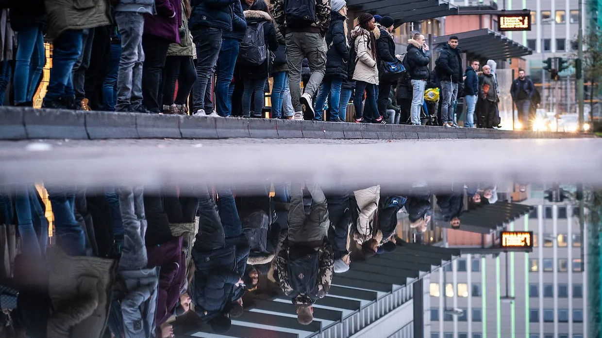 Der Streik privater Busunternehmen in Hessen endet am Montag mit dem Beginn der Schlichtung zwischen Verdi und den Arbeitgebern.