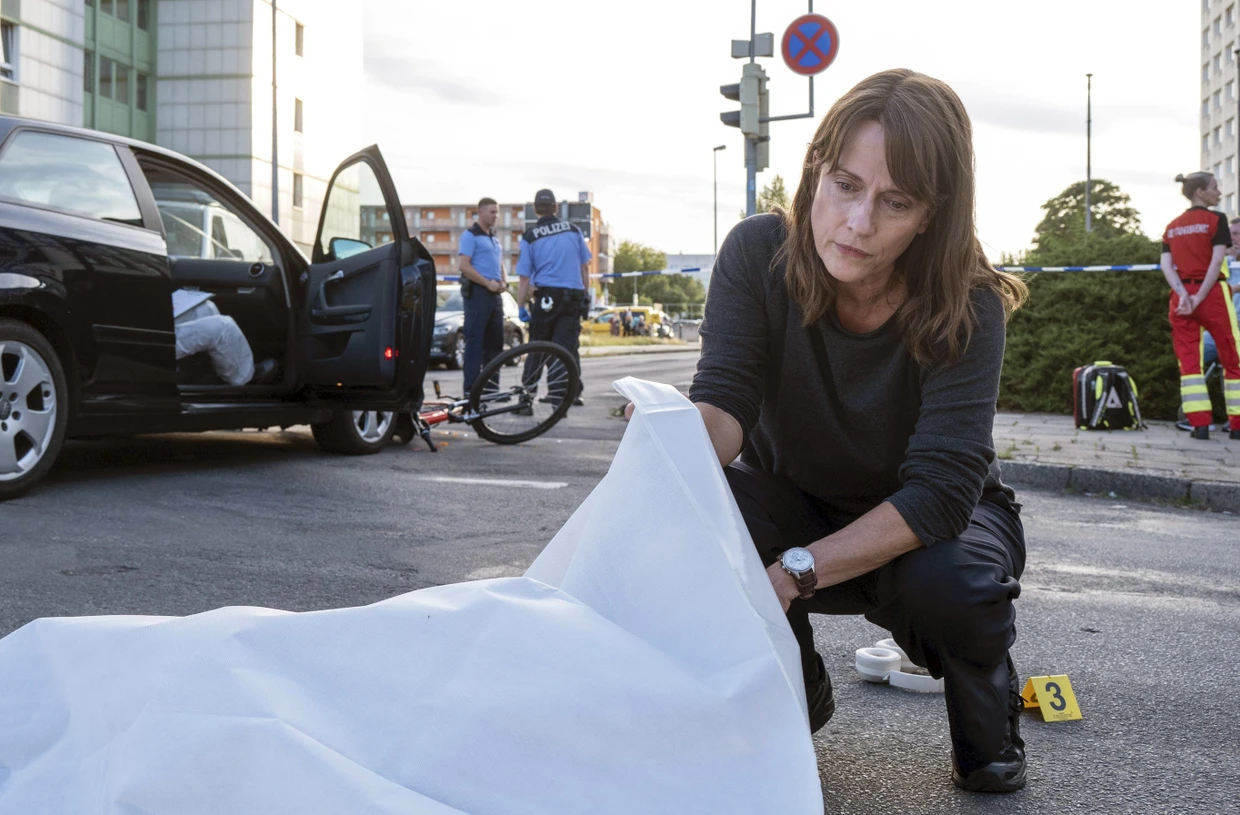 Kommissarin Doro Brasch (Claudia Michelsen) erkennt: Das war kein Unfall.