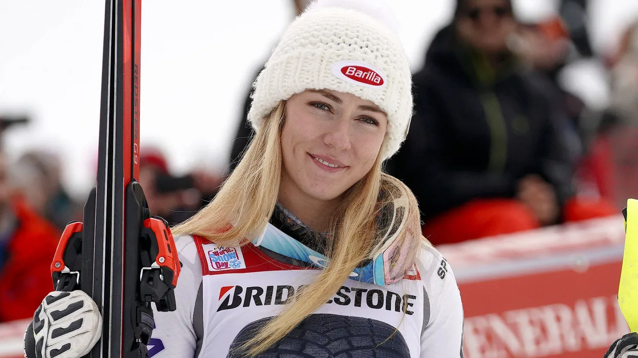 Große Emotionen nach einem guten Wettkampf: Mikaela Shiffrin gewinnt ihren 50. Weltcup.