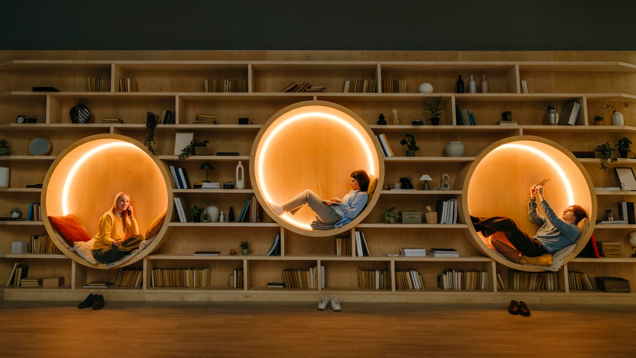 Bibliotheken sind eher nicht die Hotspots des Lesens, wie die neue Studie verrät. Manche lassen sich deshalb etwas einfallen, etwa diese australische Bibliothek mit ihren runden Lesenischen.