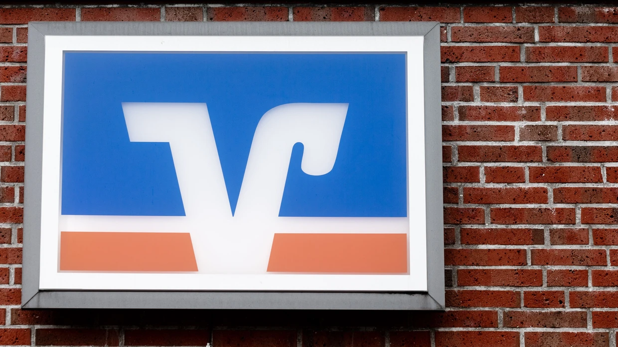 Volks- und Raiffeisenbanken stehen unter Druck – auch durch Neobanken.