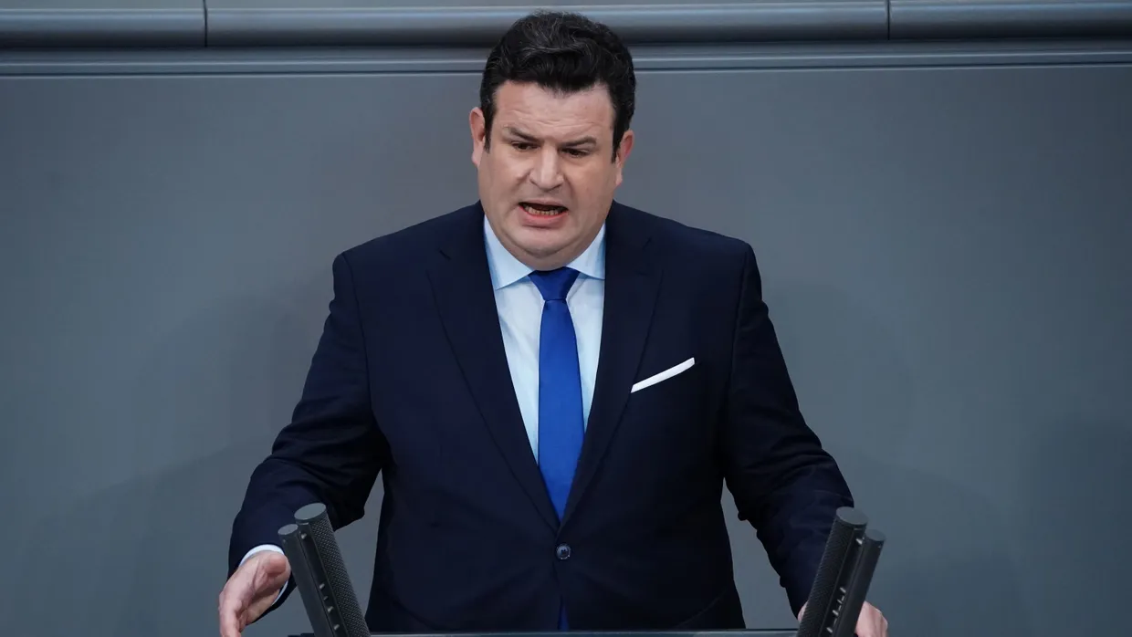 Die Ampel und Arbeitsminister Hubertus Heil (SPD) sind mit dem Bürgergeld vom System des Förderns und Forderns abgekommen.