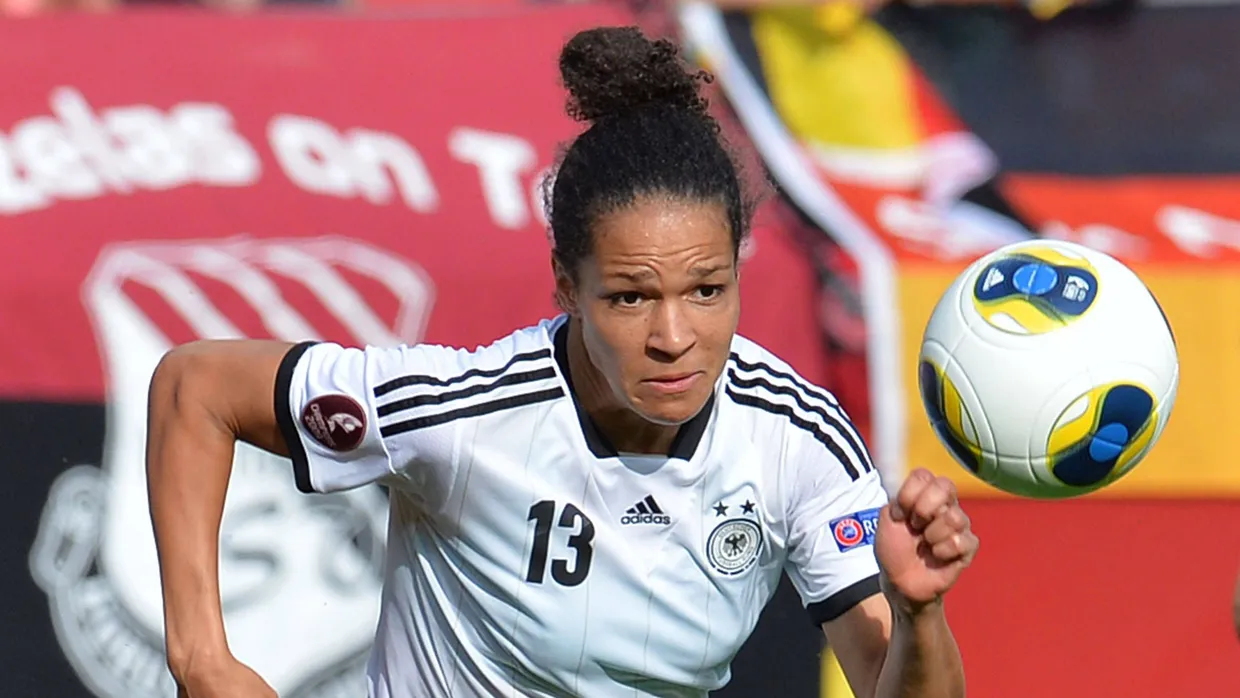 Neuer Name, neue Nummer: Celia Okoyino da Mbabi heißt nach ihrer Hochzeit jetzt Sasic und trägt beim FFC Frankfurt eher unfreiwillig die Prinz-Nummer „9“