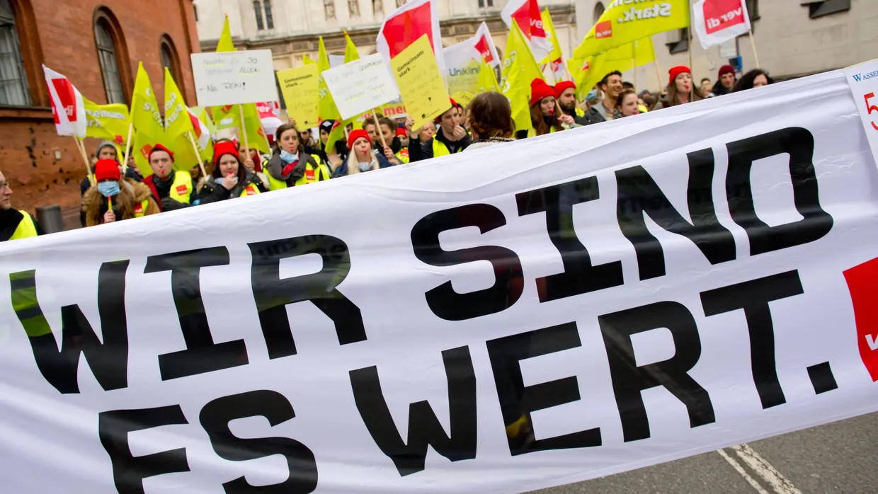 Angestellte des öffentliches Dienstes hatten für mehr Gehalt demonstriert.