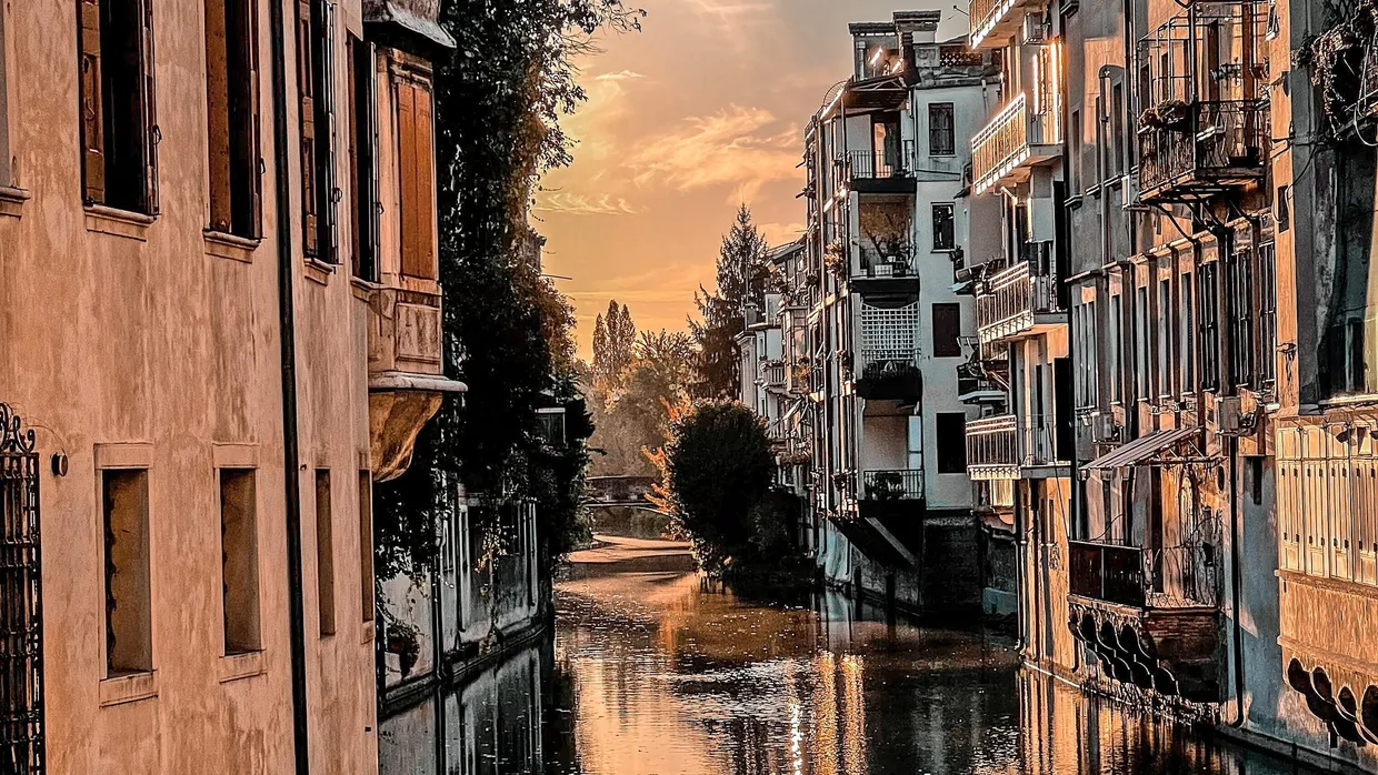Venedig? Nein, romantische Kanäle gibt es auch in Padua. Und manchmal hat man sie ganz für sich allein.