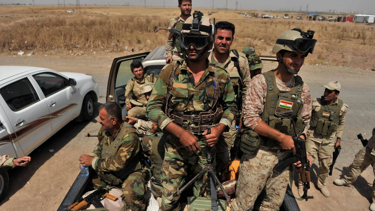 Unangefochtene Präsenz: Kurdische Peschmerga-Kämpfer sichern die Stadt Kirkuk gegen die Isis-Dschihadisten