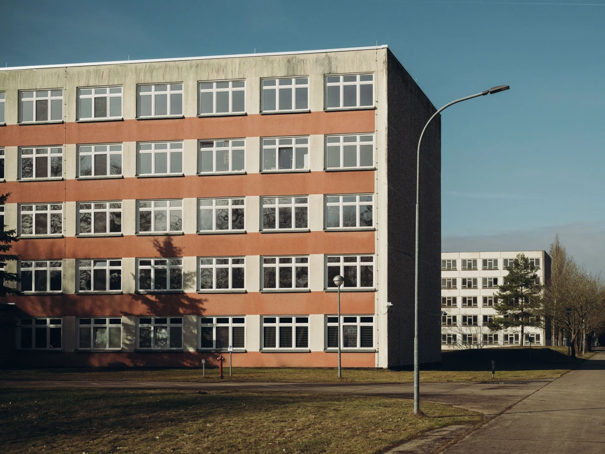 Tristesse: die ehemaligen Kasernen in Dabel