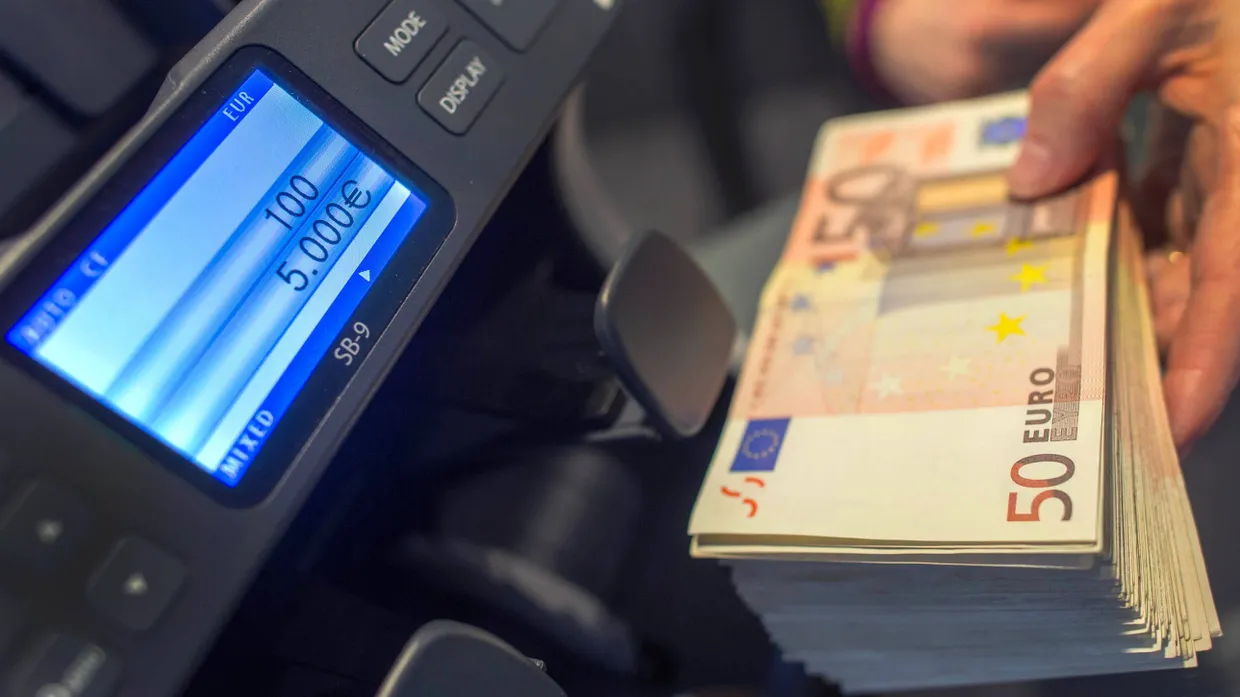 Mit der Bargeldobergrenze sollen Geldwäsche und Terrorismusfinanzierung effektiver bekämpft werden.