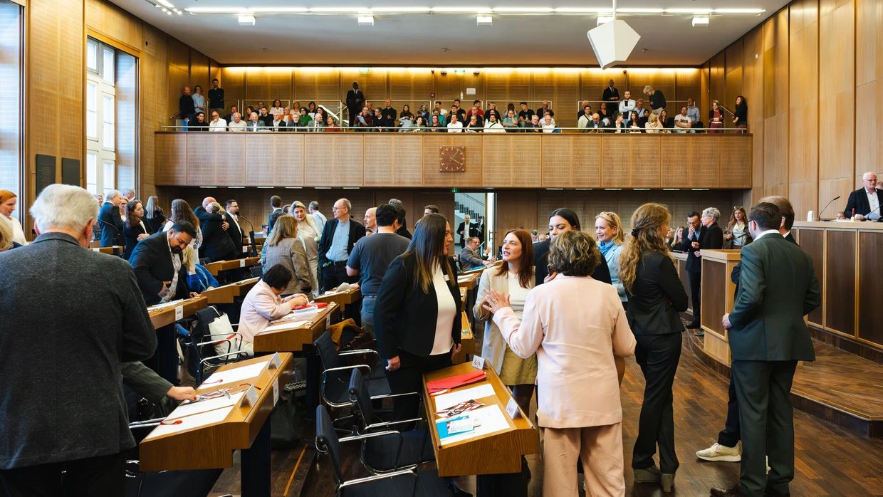 Durcheinander im Römer: Bisher gibt es im Frankfurter Stadtparlament keine klaren Mehrheiten.