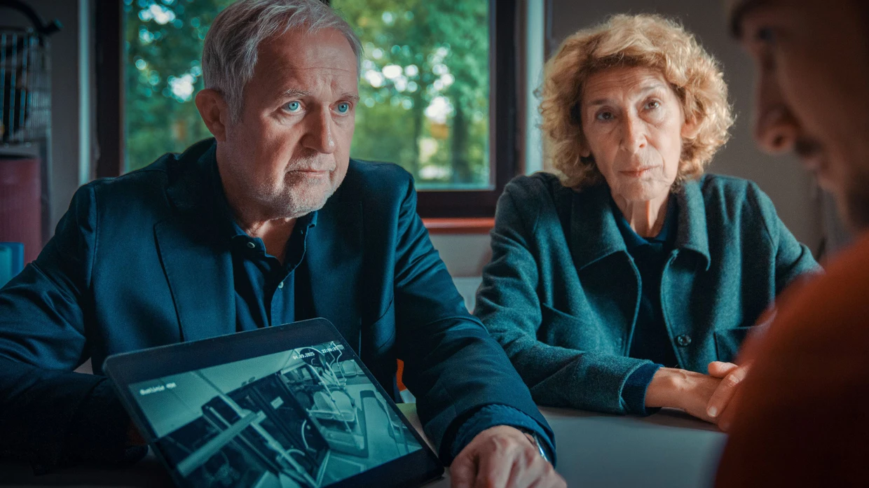 Auf der Jagd nach Beweisen: Harald Krassnitzer als Moritz Eisner (links) und Adele Neuhauser als Bibi Fellner