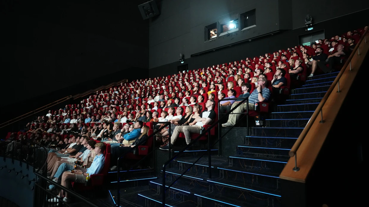  Ein Kino in Prag in diesem Sommer, als Christopher Nolans Film „Die Odyssee“ gezeigt wurde.