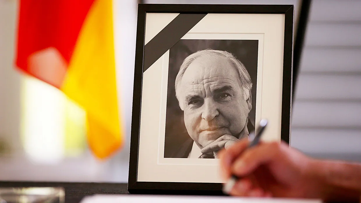 Der Umgang mit dem Tod von Helmut Kohl wird immer mehr zu einer politischen Angelegenheit