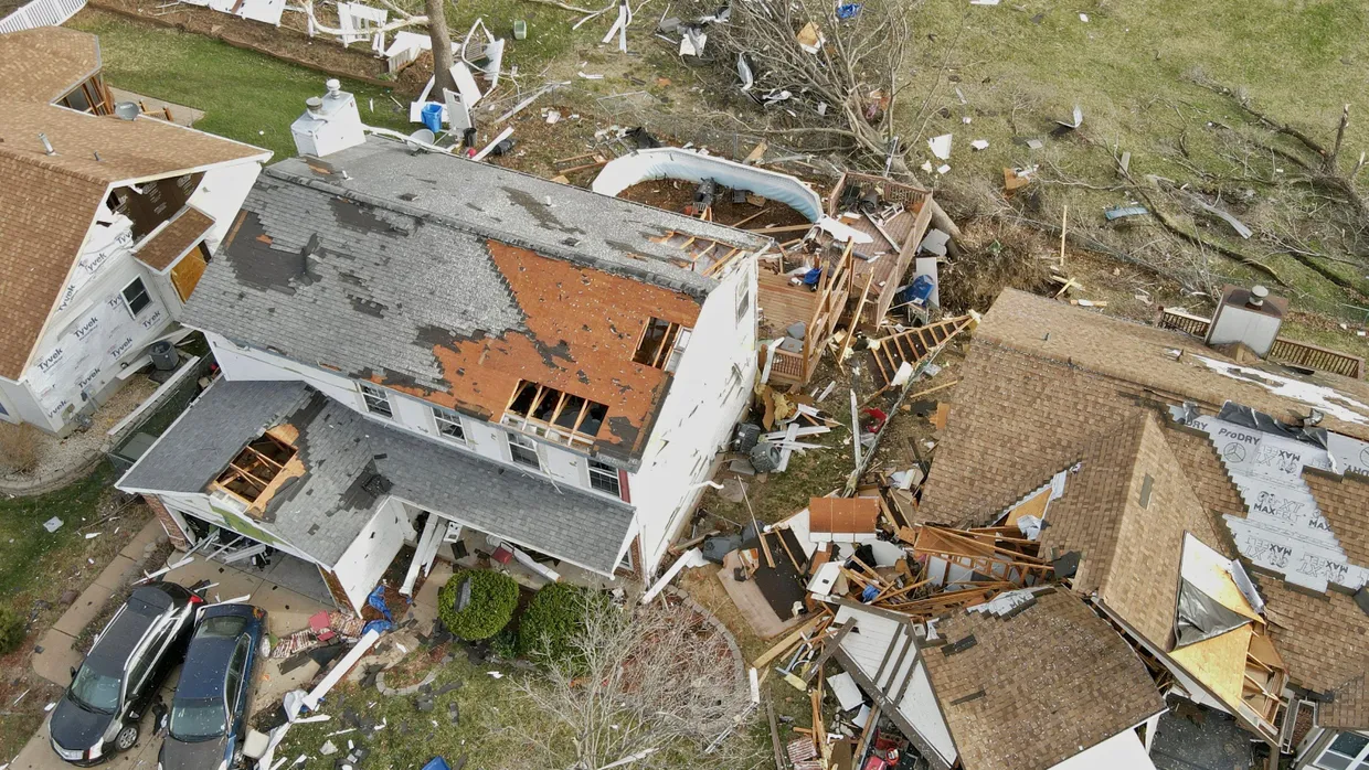 In Missouri im mittleren Westen der USA wurden Häuser zerstört, Hunderttausende sind ohne Strom.