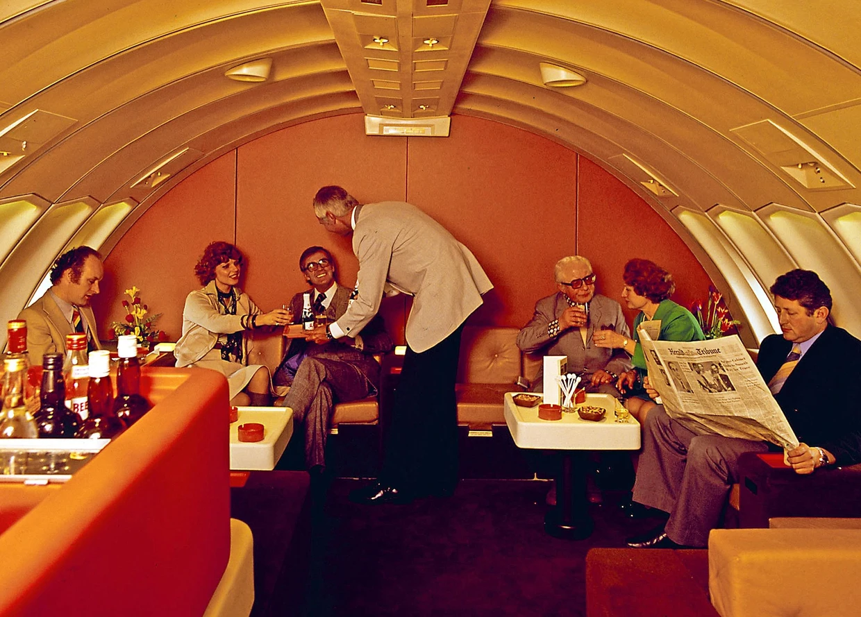 Eine Wendeltreppe führte in den Siebzigern in den legendären „Buckel“ der 747.