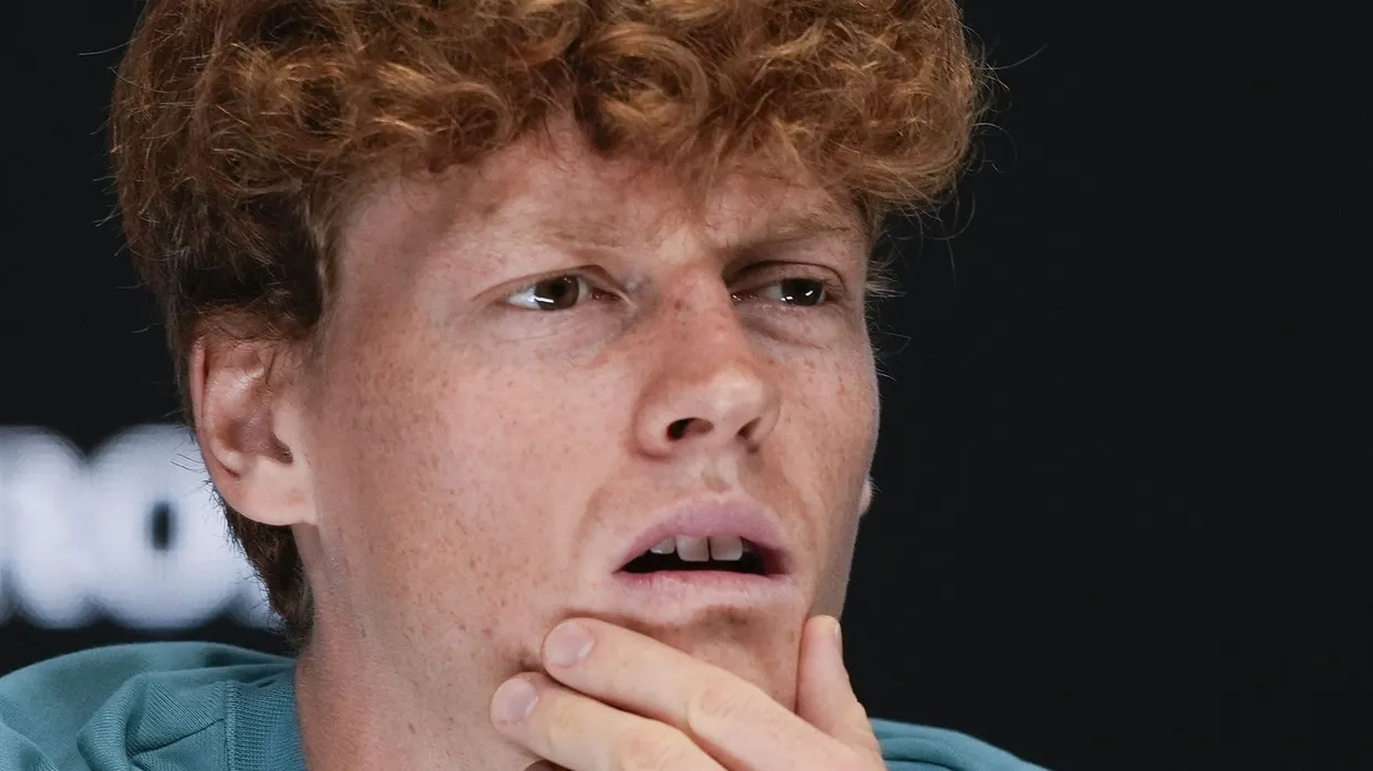 Noch einmal davongekommen: Die dreimonatige Dopingsperre kann Jannik Sinner leicht verkraften.