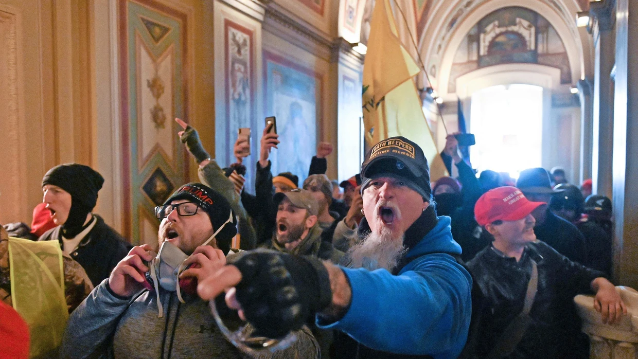 Als das Unvorstellbare Wirklichkeit wurde: Trump-Anhänger stürmen am 6. Januar 2021 das Kapitol in Washington.