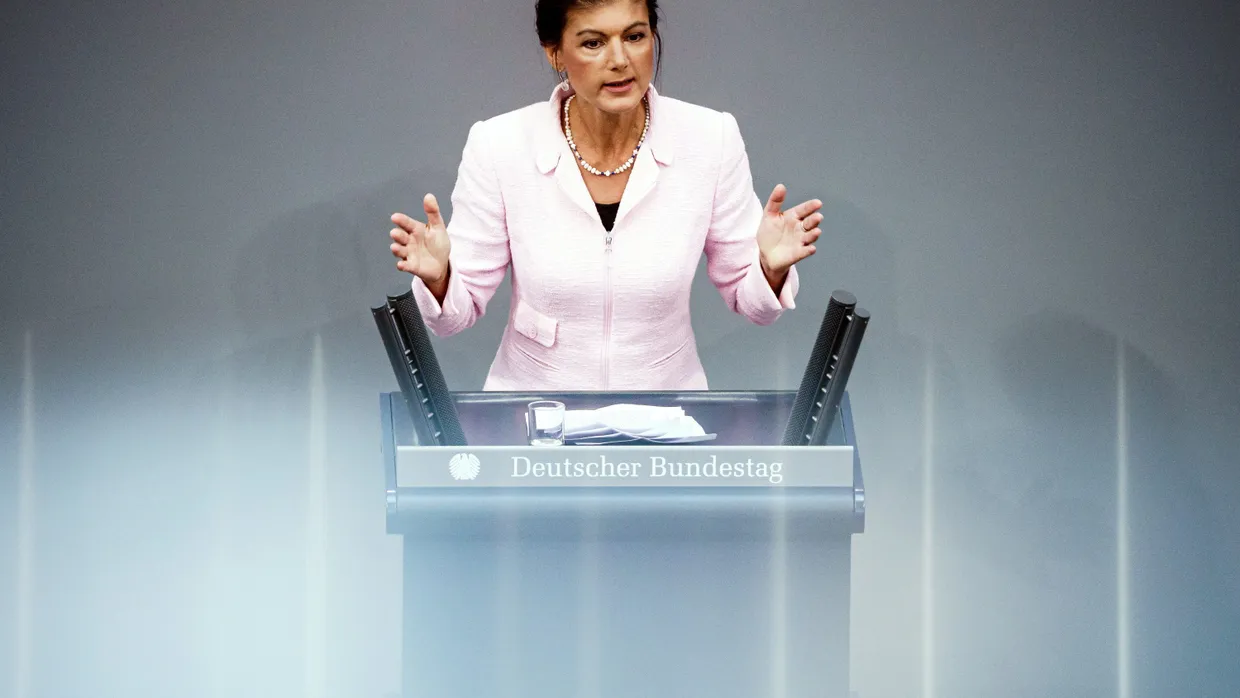 Sahra Wagenknecht: Viele in ihrer Fraktion nehmen ihr übel, dass sie sich nicht der Mehrheitsmeinung in der Partei anschließt