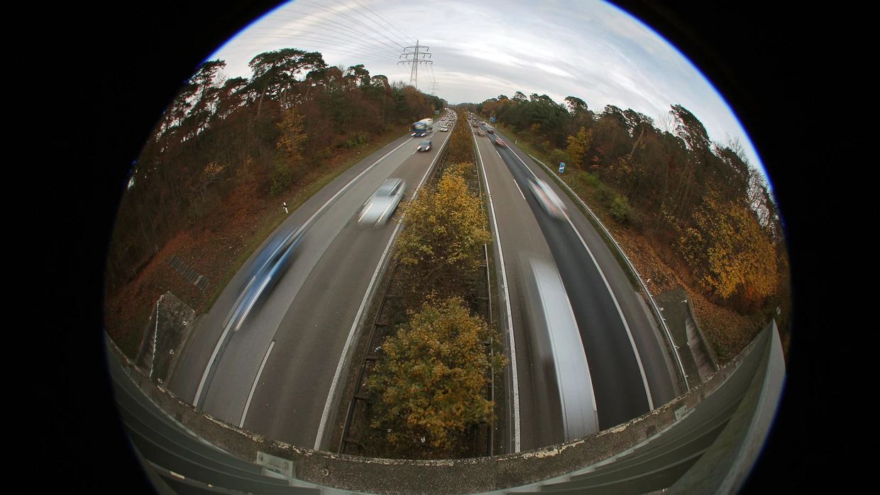 Streitfall: Der Ausbau der Autobahn 643, die durch den geschützten „Mainzer Sand“ führt, ist seit Jahren ein umstrittenes Thema.
